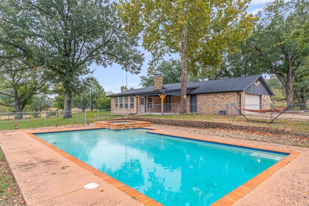 25046 Fm 857, Grand Saline, TX 75140 25046 Fm 857, Grand Saline, TX 75140
