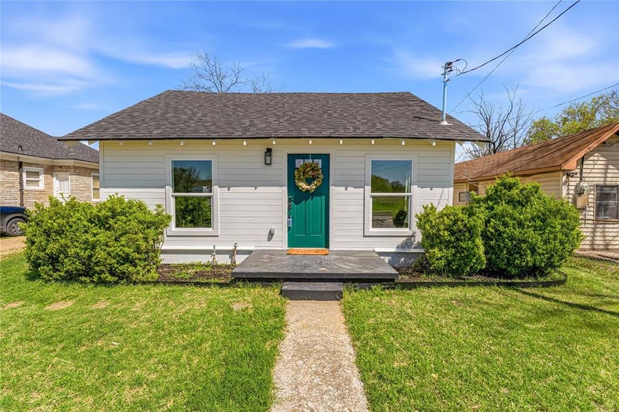 Property photo for 815 Garrison Street, Waco, TX