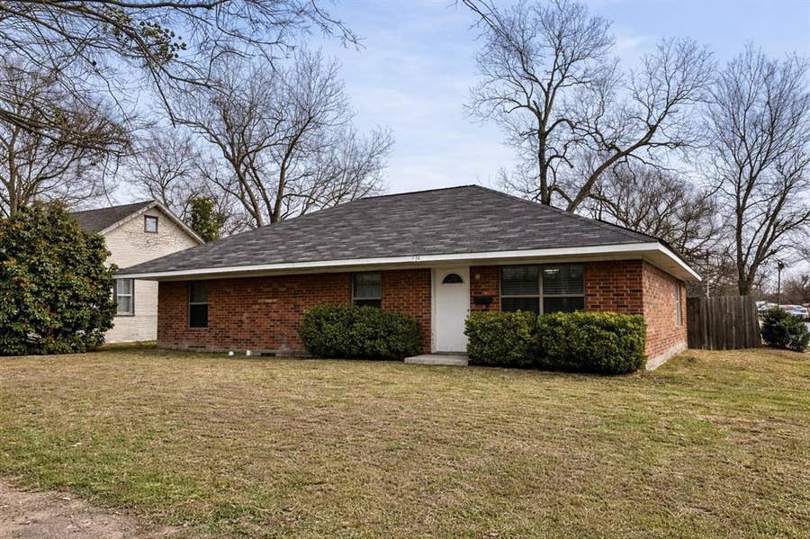 Property photo for 914 N Catherine Street, Terrell, TX
