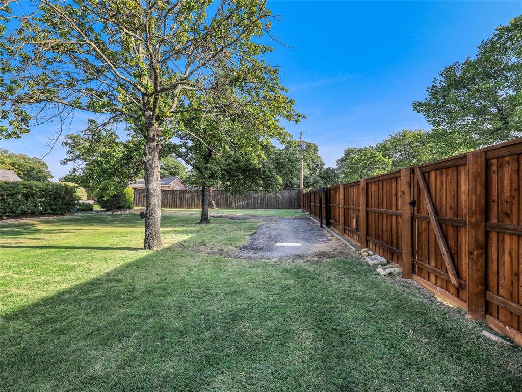 1684 Blevins Drive, Keller, TX 76248 2nd Private gate for RV and Bpat Parking