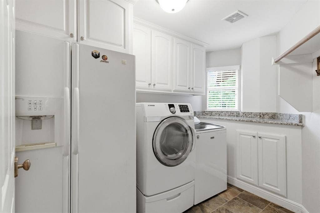 3526 Lakeridge Drive, Grapevine, TX 76051 3526 Lakeridge Drive, Grapevine, TX 76051