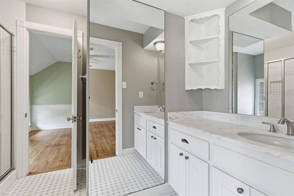 3526 Lakeridge Drive, Grapevine, TX 76051 3526 Lakeridge Drive, Grapevine, TX 76051