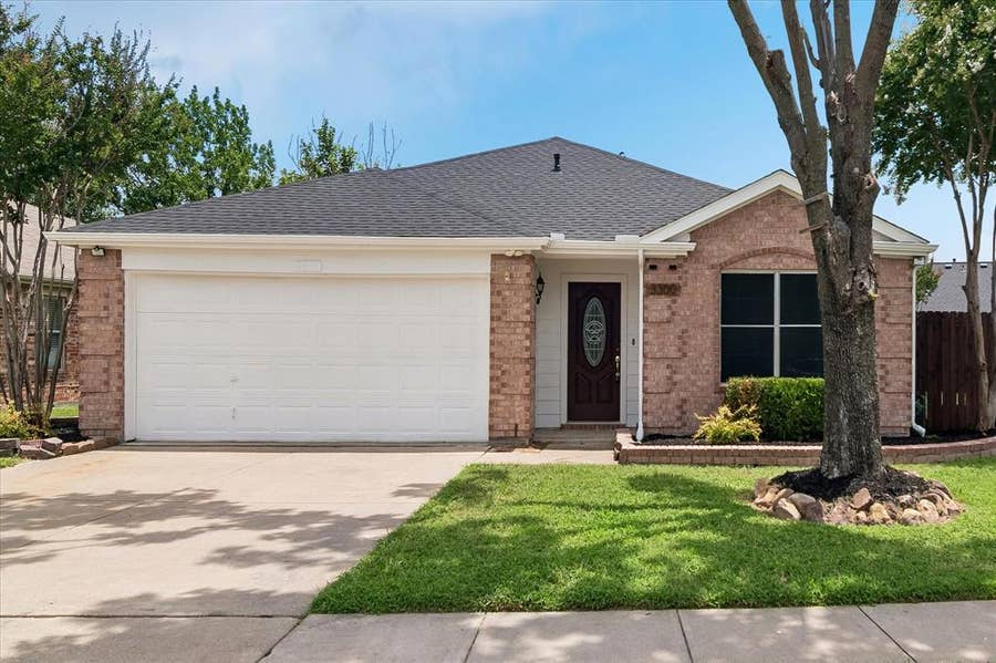 Property photo for 3300 Creekwood Drive, Wylie, TX