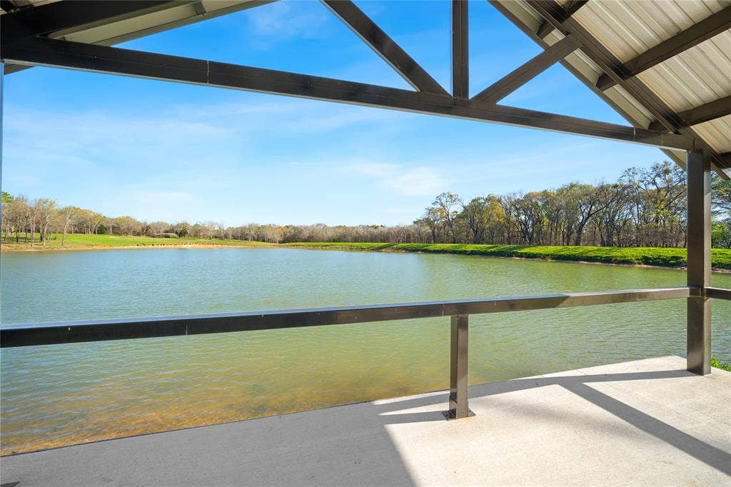 8260 State Highway 31 Highway, Athens, TX 75751 8260 State Highway 31 Highway, Athens, TX 75751