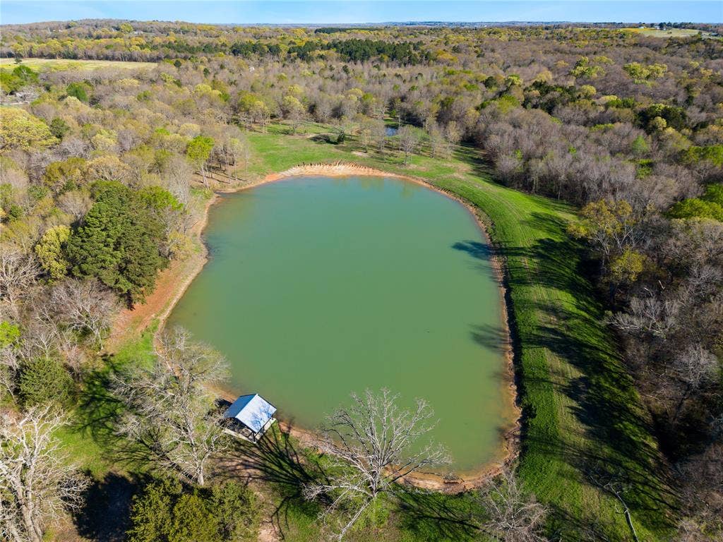8260 State Highway 31 Highway, Athens, TX 75751 8260 State Highway 31 Highway, Athens, TX 75751