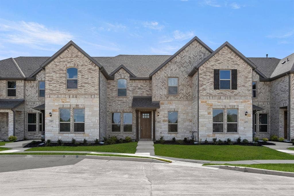 1983 Gentle Oak Trail, Corinth, TX 76210 1983 Gentle Oak-Front-1