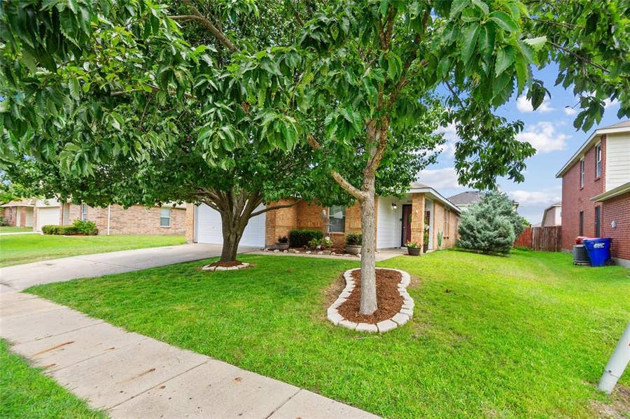 Property photo for 2708 Redwood Street, Royse City, TX