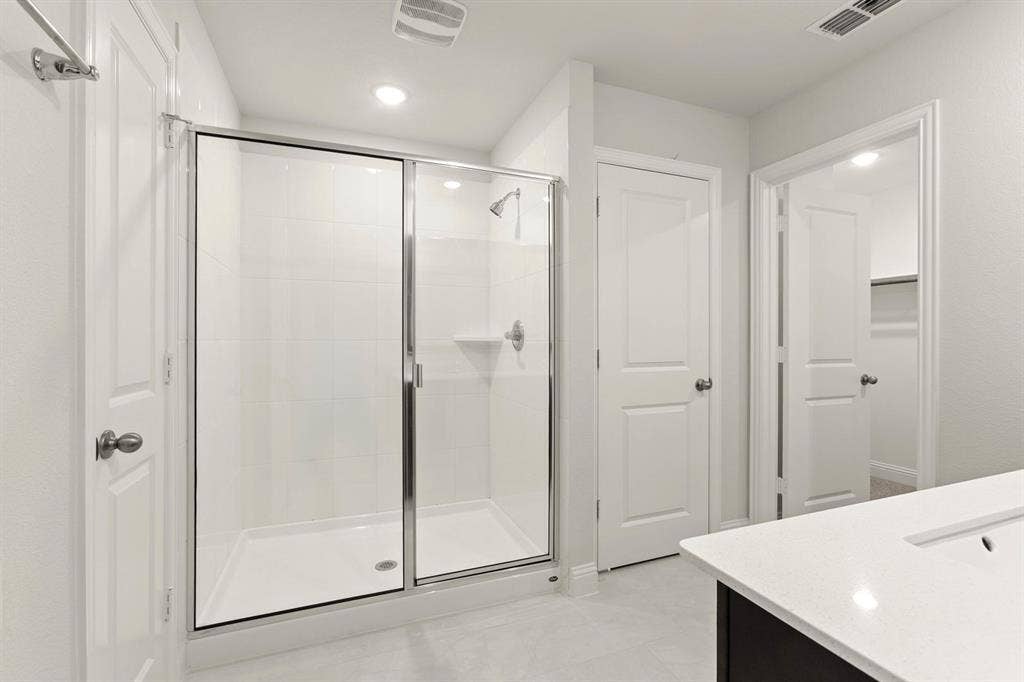 1987 Gentle Oak-Primary Suite-3