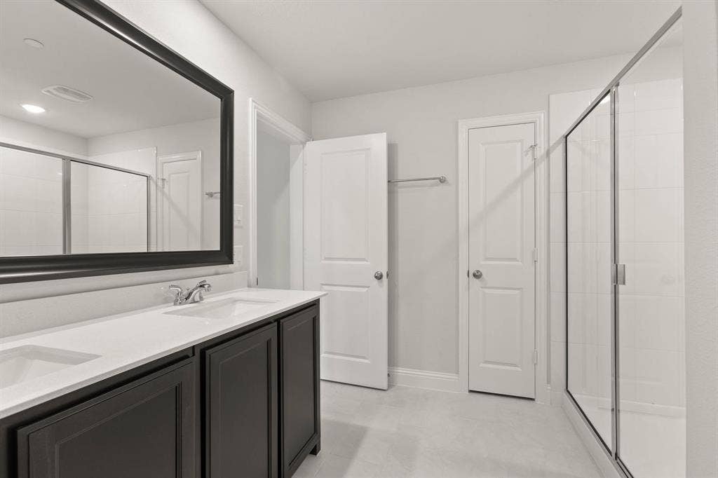 1987 Gentle Oak-Primary Suite-5