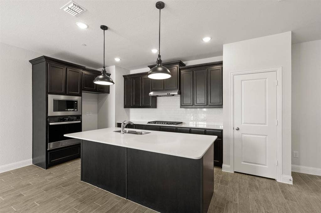 1987 Gentle Oak-Kitchen-1