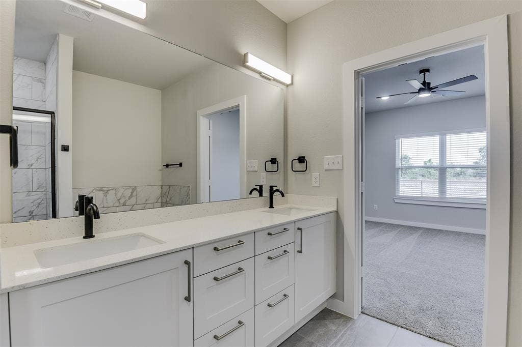 4240 Clovis Court, Midlothian, TX 76065