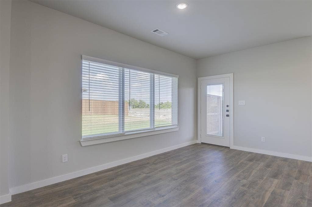 4240 Clovis Court, Midlothian, TX 76065