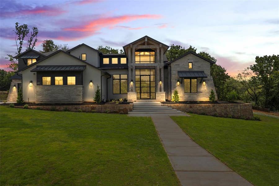 Property photo for 1401 Samantha Way, Keller, TX