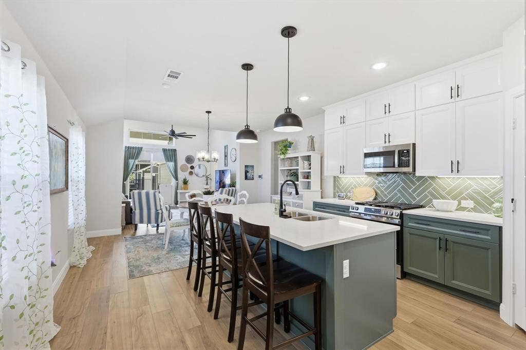 1018 Abigail Way, Midlothian, TX 76065 1018 Abigail Way, Midlothian, TX 76065