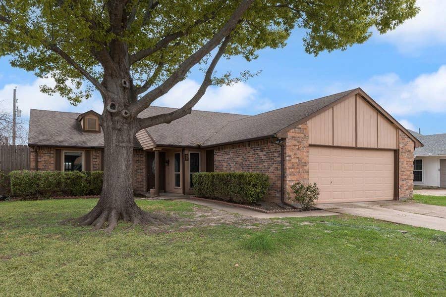Property photo for 506 Magnolia Drive, Forney, TX