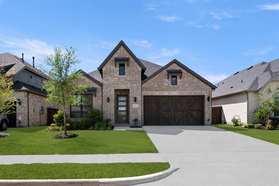 Property photo for 1873 Rough Ridge Trail, Midlothian, TX