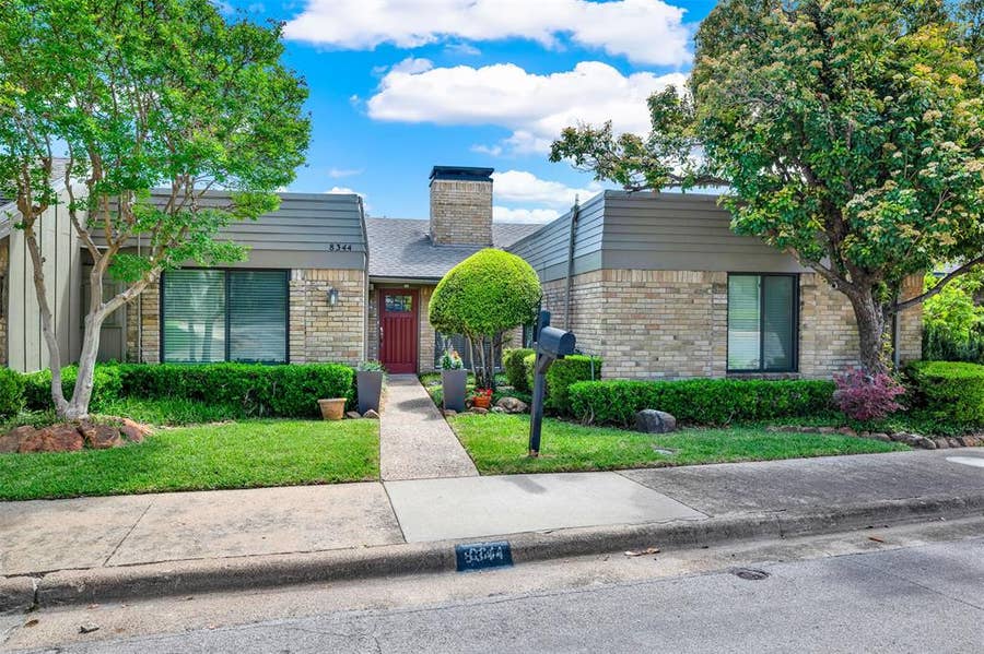 Property photo for 8344 Old Moss Road, Dallas, TX