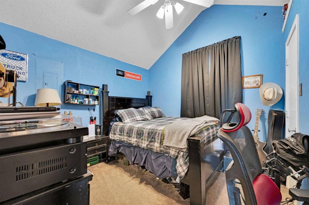 1511 N Mockingbird Lane, Midlothian, TX 76065 1511 N Mockingbird Lane, Midlothian, TX 76065