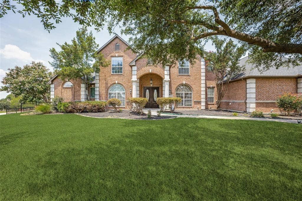 100 Bailee Court, Forney, TX 75126 100 Bailee Court, Forney, TX 75126