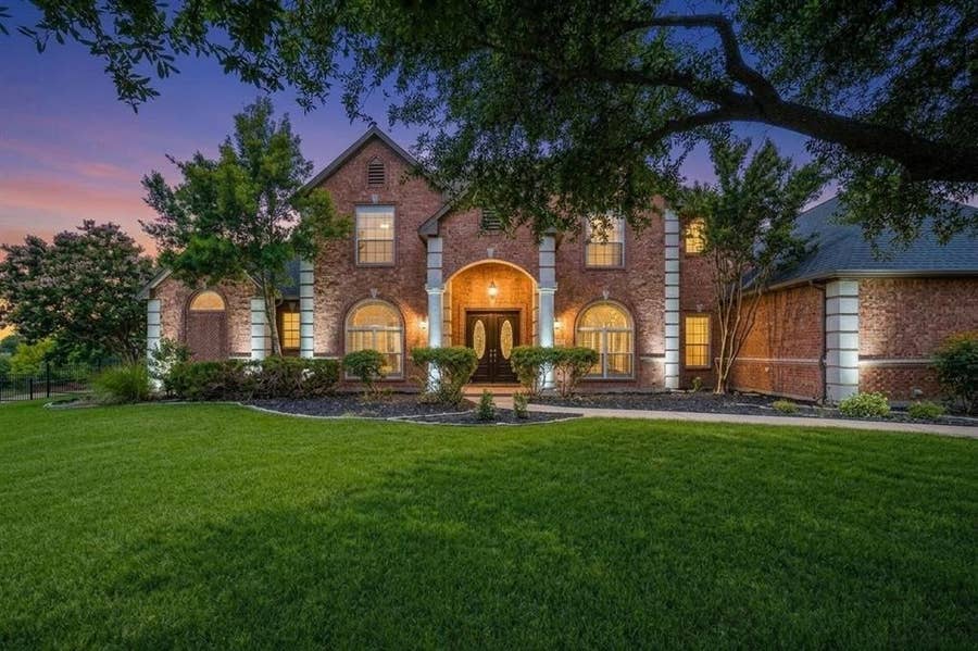 Property photo for 100 Bailee Court, Forney, TX