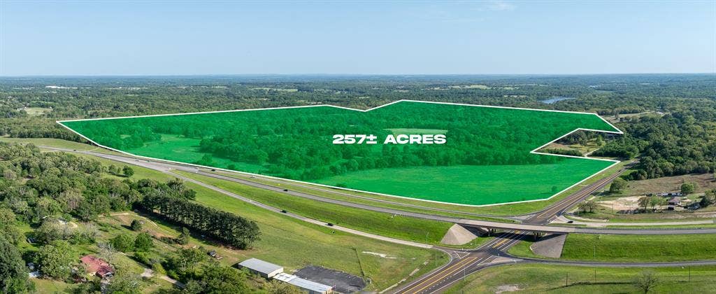 951 SE Loop 7, Athens, TX 75751 951 SE Loop 7, Athens, TX 75751