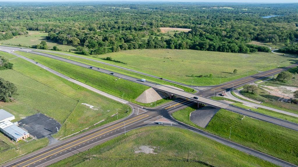 951 SE Loop 7, Athens, TX 75751 951 SE Loop 7, Athens, TX 75751