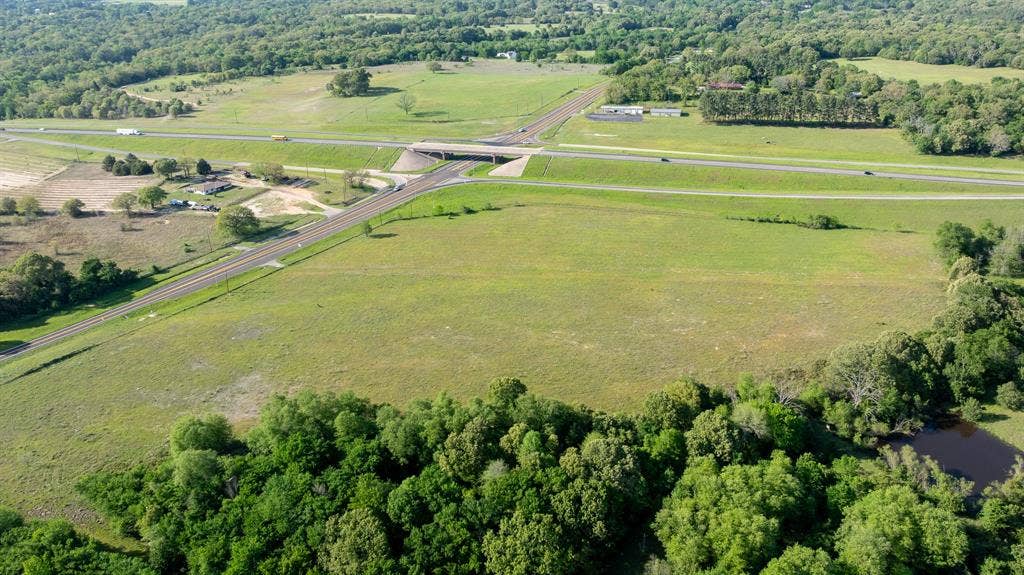 951 SE Loop 7, Athens, TX 75751 951 SE Loop 7, Athens, TX 75751