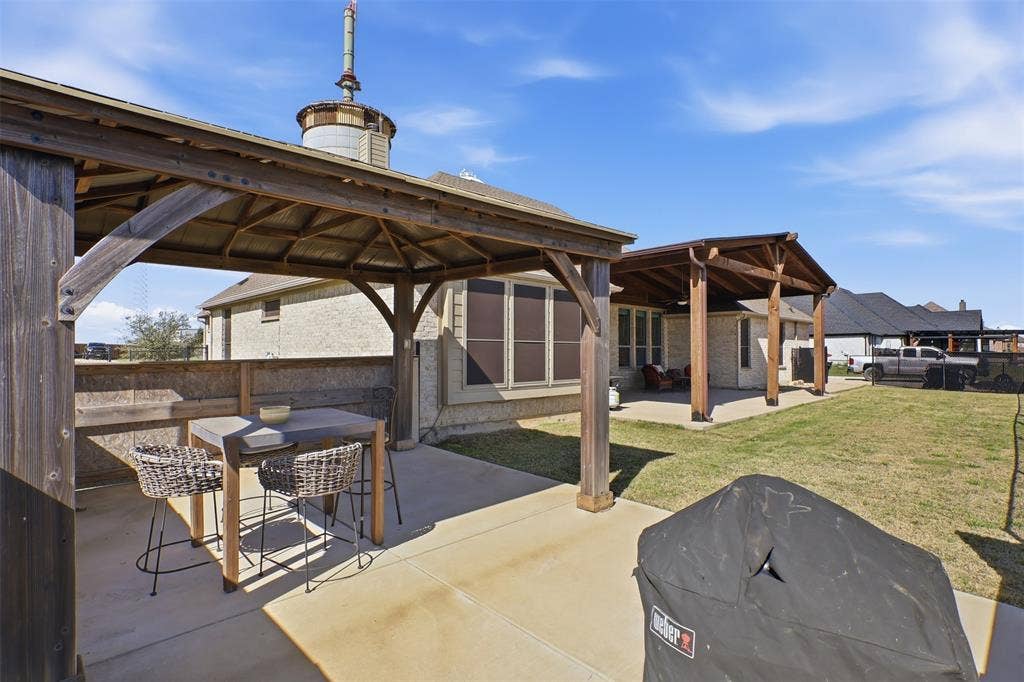 130 Evening Fire Drive, Waxahachie, TX 75167