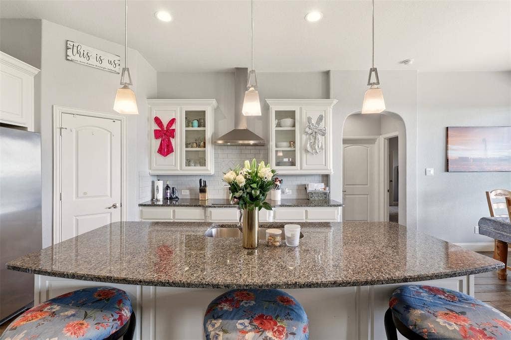 130 Evening Fire Drive, Waxahachie, TX 75167