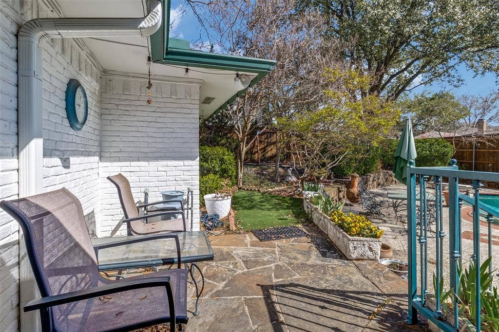 14810 Knollview Drive, Dallas, TX 75248 View of patio