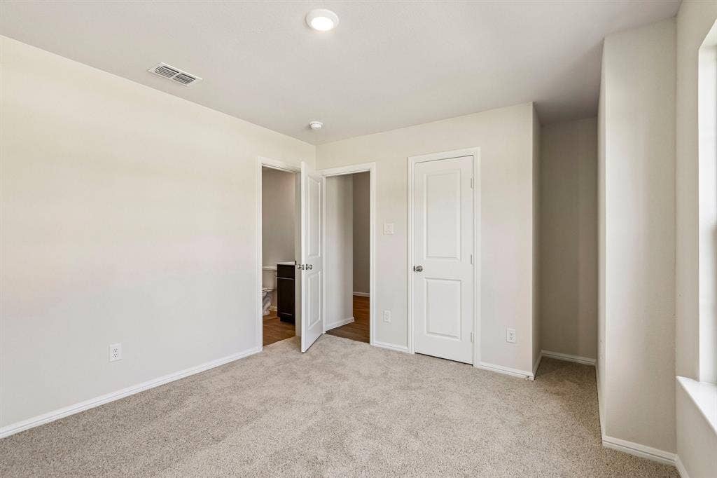 3512 Kingdom Drive, Denton, TX 76208 3512 Kingdom Drive, Denton, TX 76208