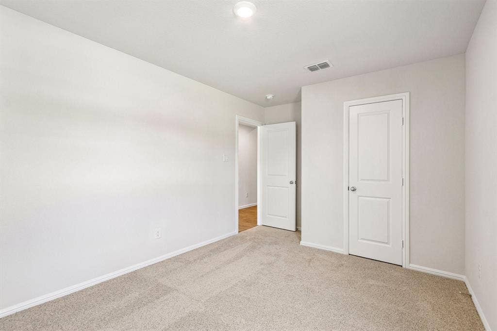 3512 Kingdom Drive, Denton, TX 76208 3512 Kingdom Drive, Denton, TX 76208