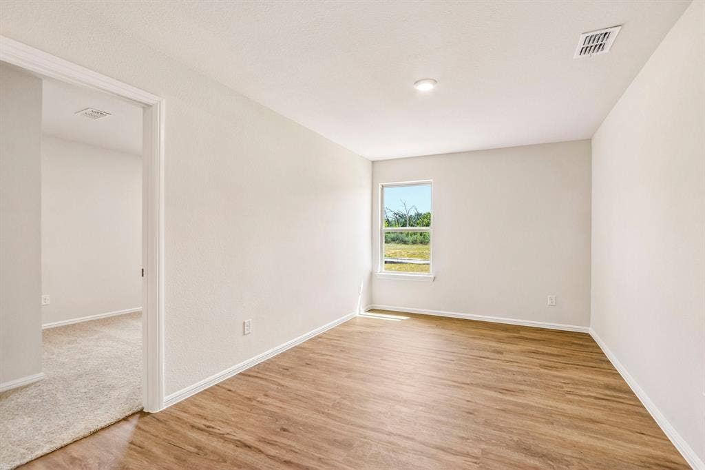 3512 Kingdom Drive, Denton, TX 76208 3512 Kingdom Drive, Denton, TX 76208