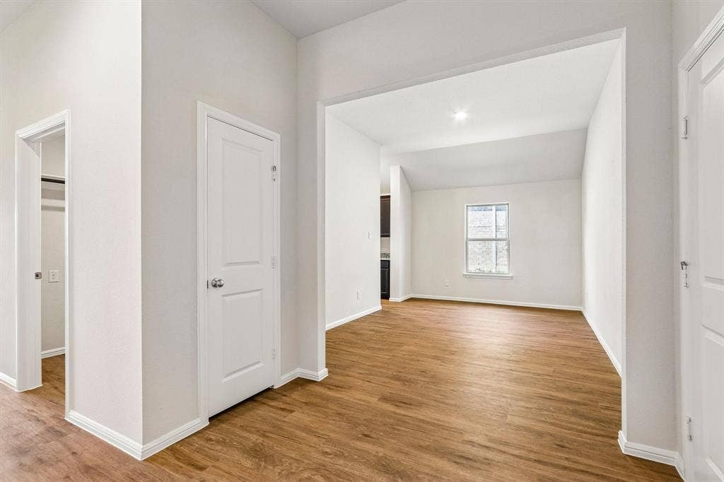 3512 Kingdom Drive, Denton, TX 76208 3512 Kingdom Drive, Denton, TX 76208