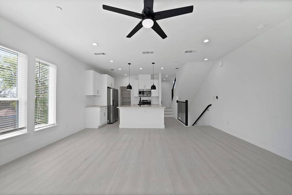 7207 Mohawk Drive, #102, Dallas, TX 75235 7207 Mohawk Drive, #102, Dallas, TX 75235