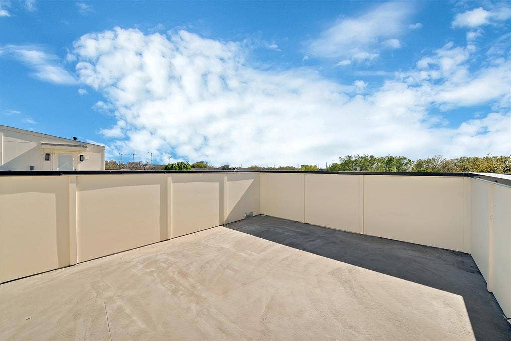 7207 Mohawk Drive, #102, Dallas, TX 75235 7207 Mohawk Drive, #102, Dallas, TX 75235