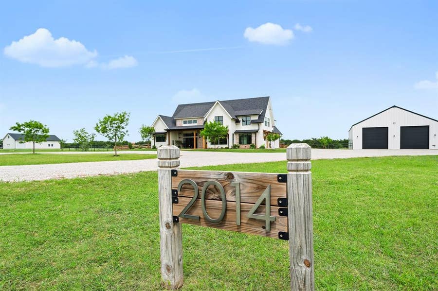 Property photo for 2014 W Elm Mott Drive, Waco, TX