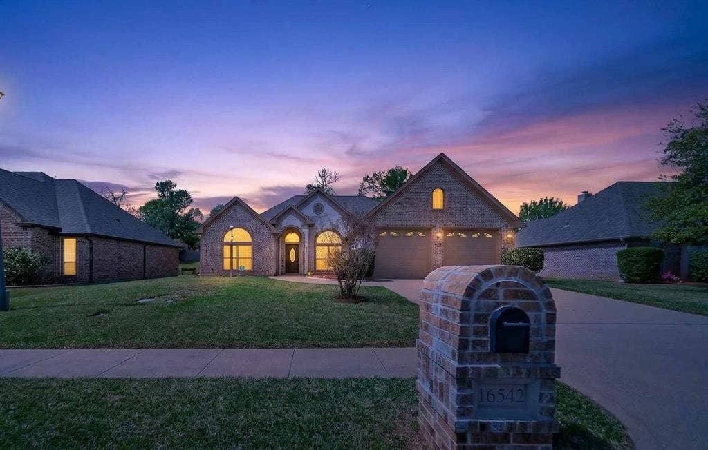 16542 Milwood Place, Tyler, TX 75703 Virtually Staged