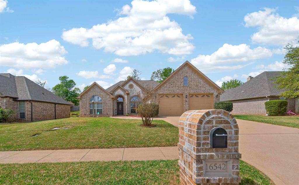 16542 Milwood Place, Tyler, TX 75703 16542 Milwood Place, Tyler, TX 75703