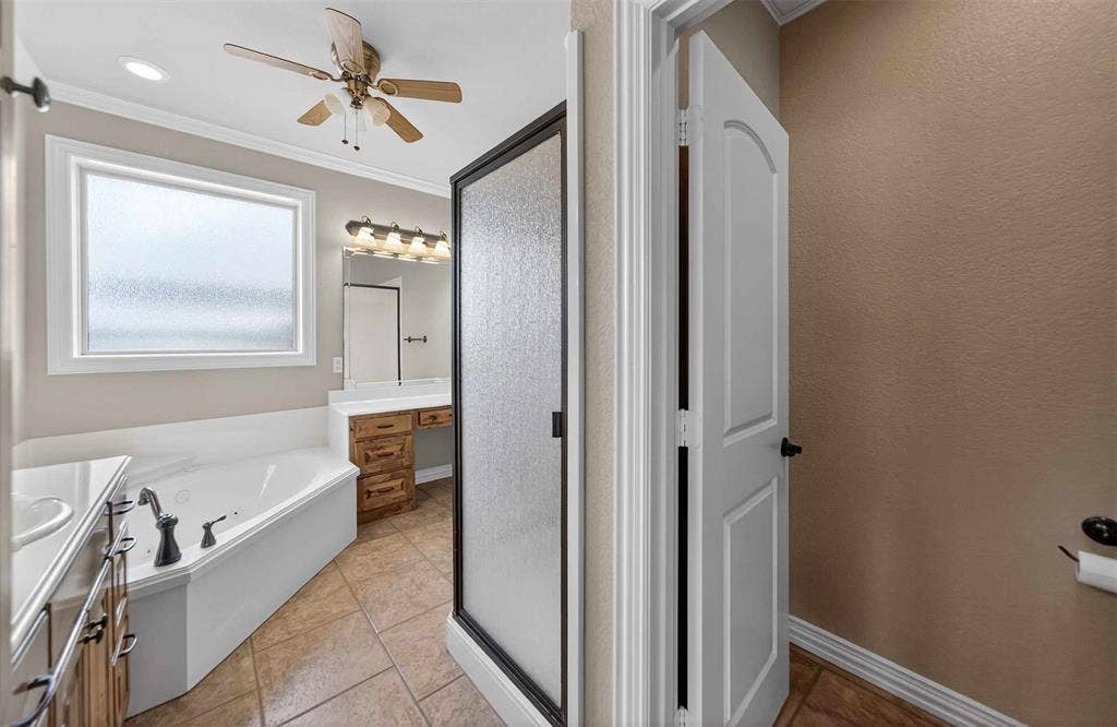 16542 Milwood Place, Tyler, TX 75703 Master Bath #2