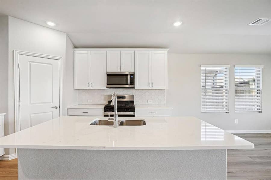 Property photo for 3029 Texoma Boulevard, Farmersville, TX