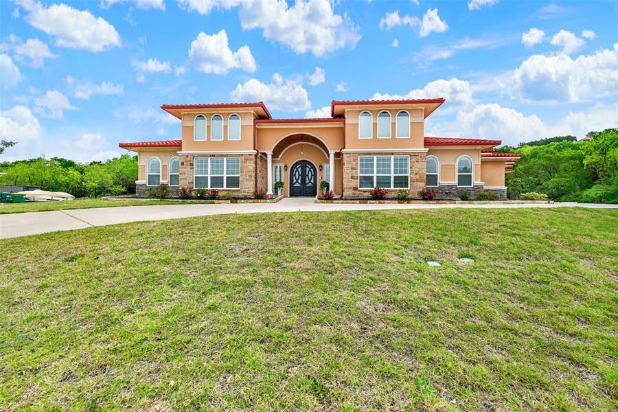 Property photo for 2613 Ranch Court, Cedar Hill, TX