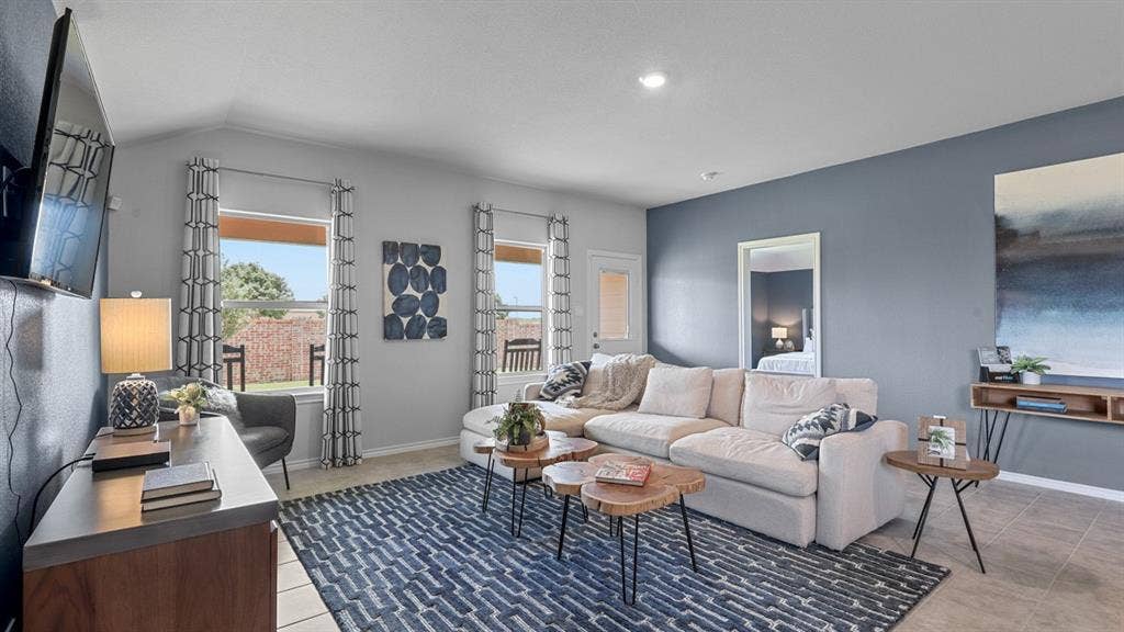 1732 LEEVON Lane, Fort Worth, TX 76140