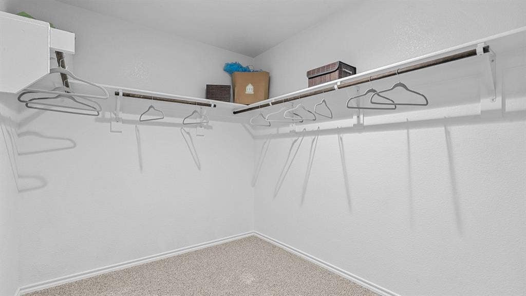 1732 LEEVON Lane, Fort Worth, TX 76140