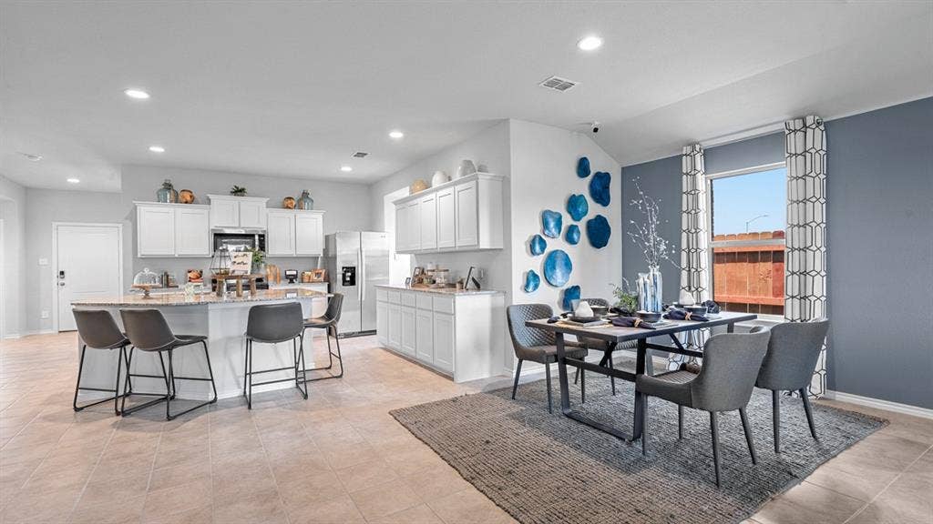 1732 LEEVON Lane, Fort Worth, TX 76140