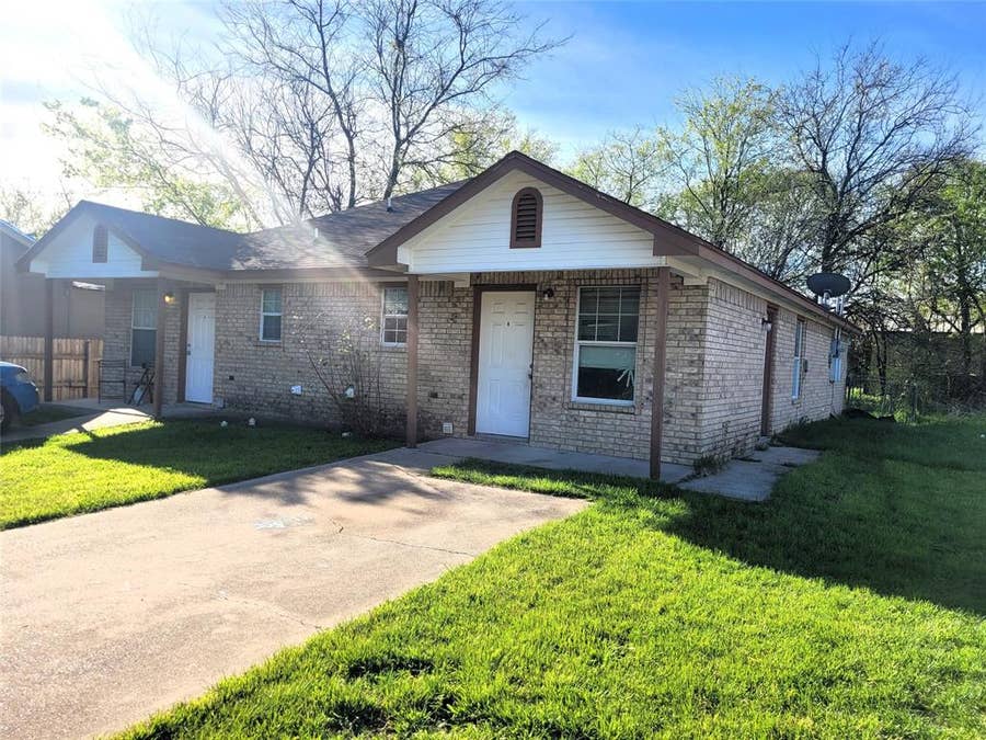Property photo for 5209 Calloway Street, Sansom Park, TX