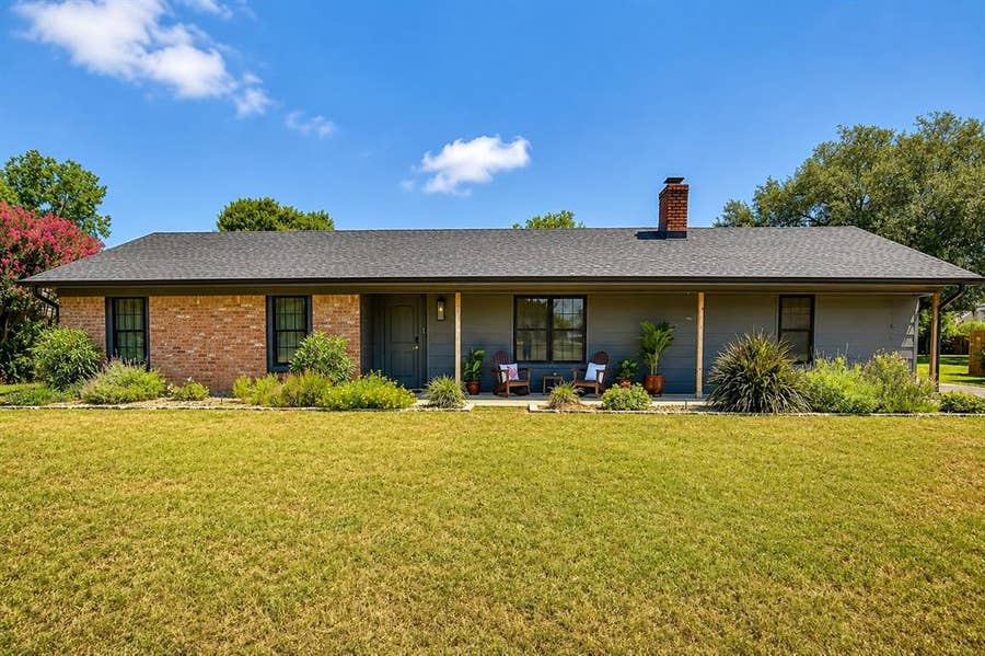 Property photo for 1190 Greenwood Lane, Waco, TX