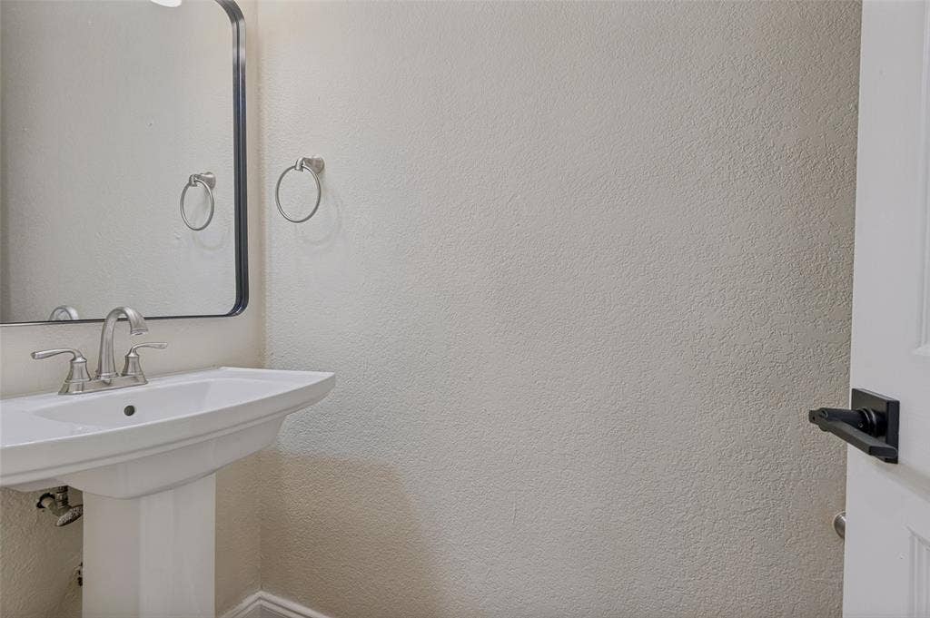 4505 N OConnor Road, #1121, Irving, TX 75062 4505 N OConnor Road, #1121, Irving, TX 75062