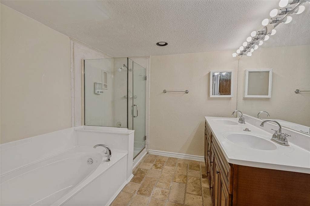4505 N OConnor Road, #1121, Irving, TX 75062 4505 N OConnor Road, #1121, Irving, TX 75062