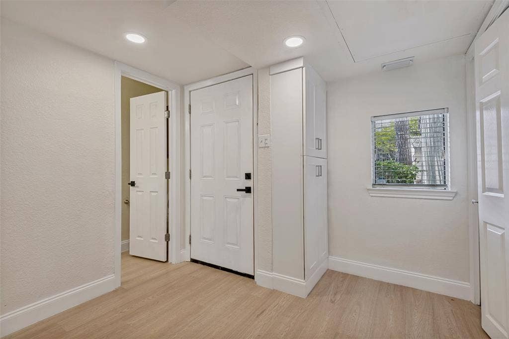 4505 N OConnor Road, #1121, Irving, TX 75062 4505 N OConnor Road, #1121, Irving, TX 75062
